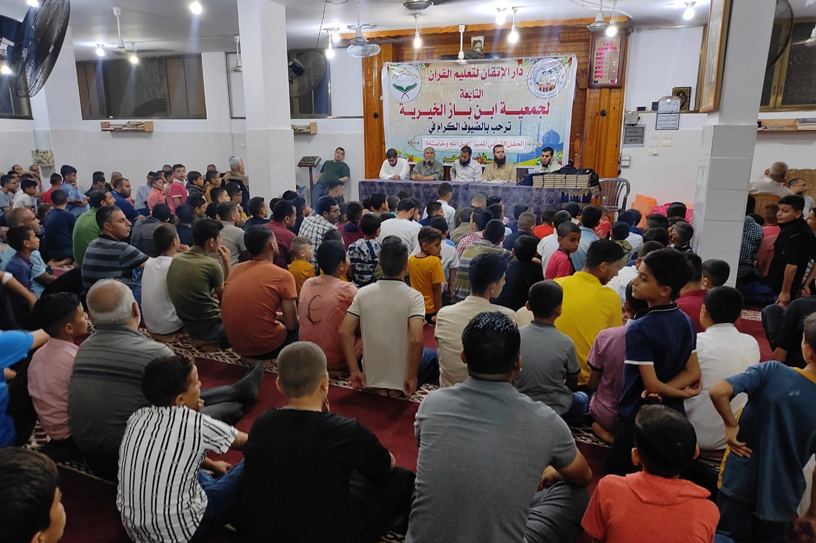 دار الاتقان لتعليم القرآن في بيت حانون تكرم 93 طالباً في حفل مميز