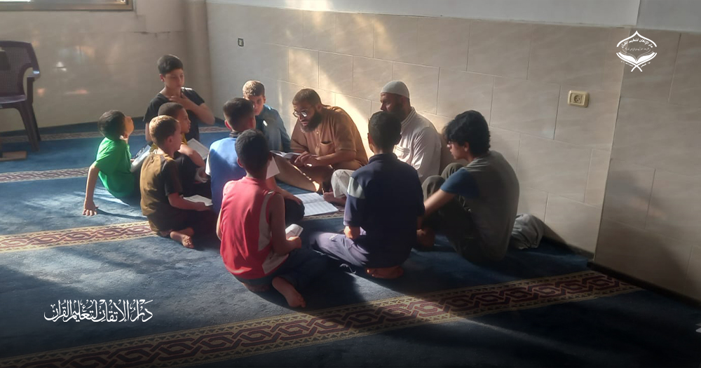 رئيس قسم التحفيظ يجري زيارات تفقدية لحلقات التحفيظ في المحافظة الوسطى