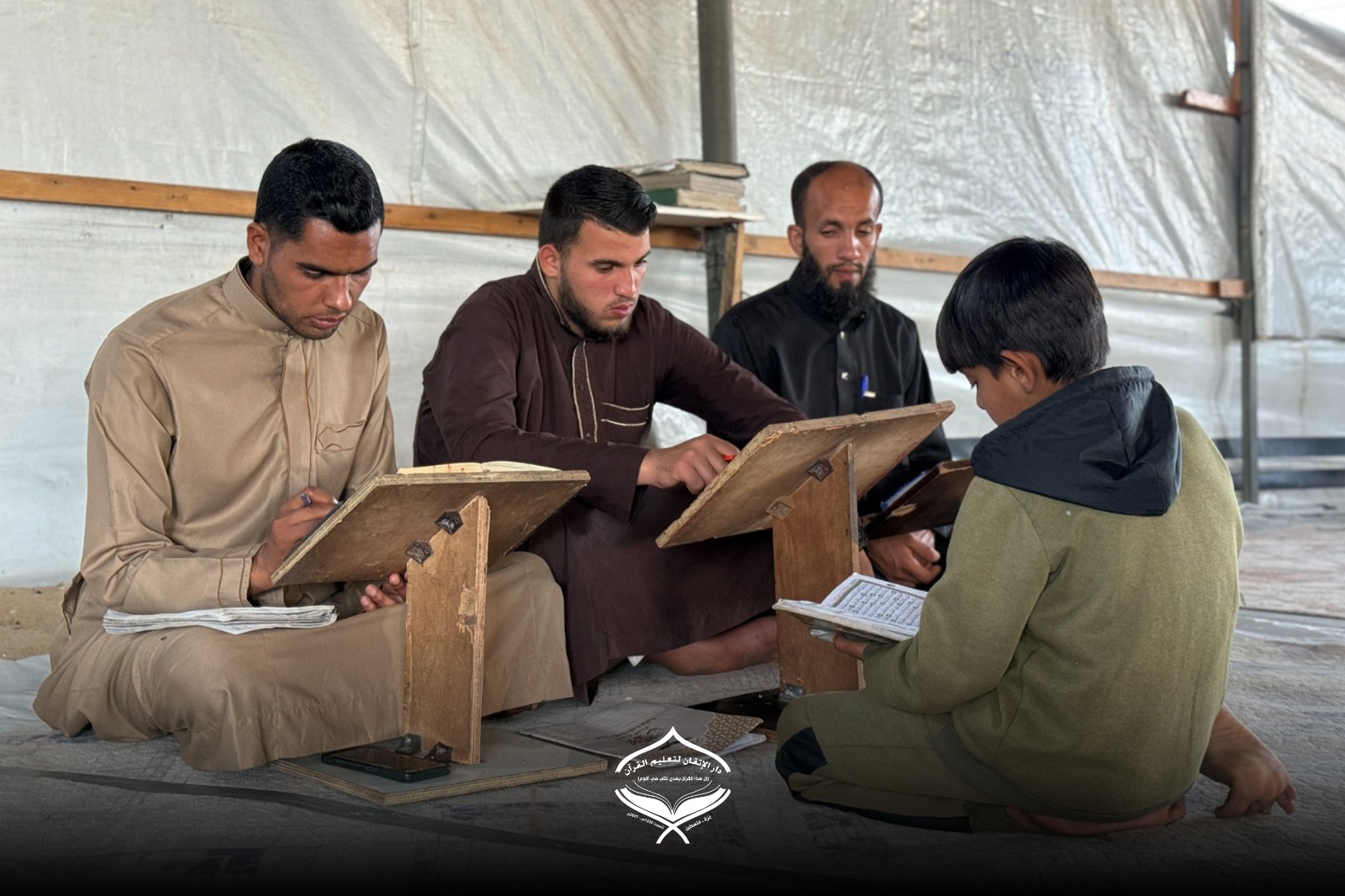 قسم التلاوة يعقد اختبار الدورة التمهيدية لطلابٍ جنوب غزة