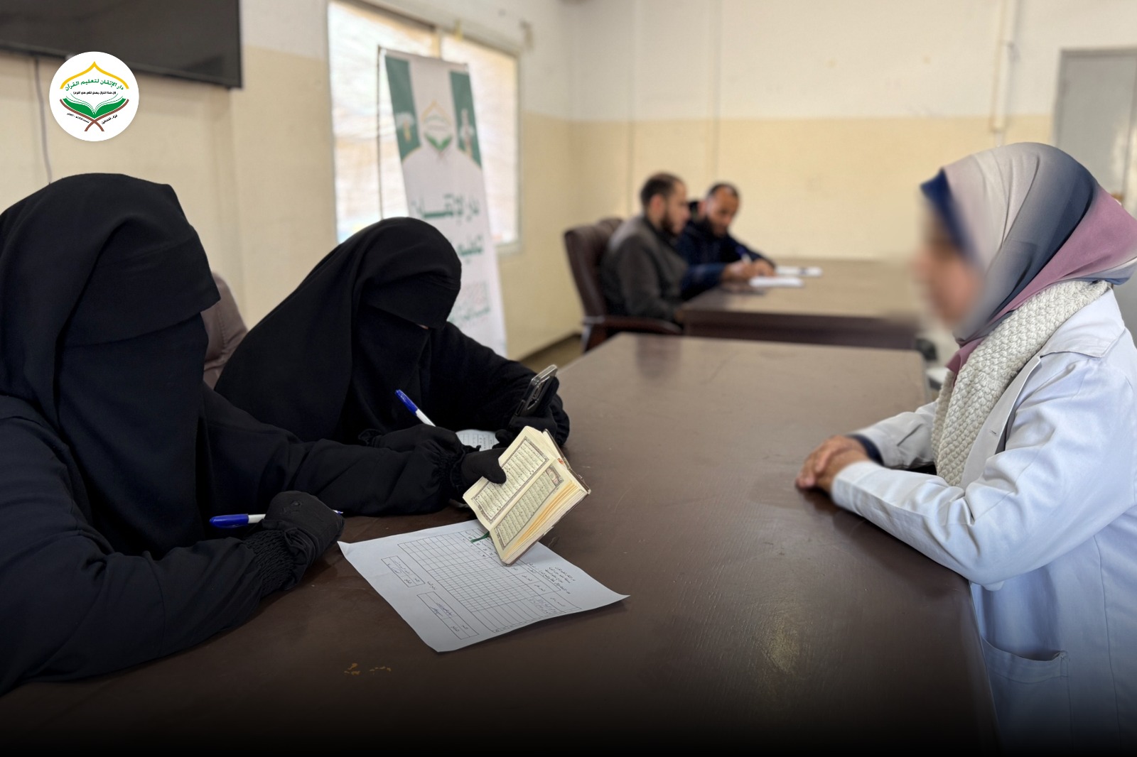 دار الإتقان تنظم مسابقة قرآنية للكادر الصحي في مجمع ناصر الطبي جنوب غزة